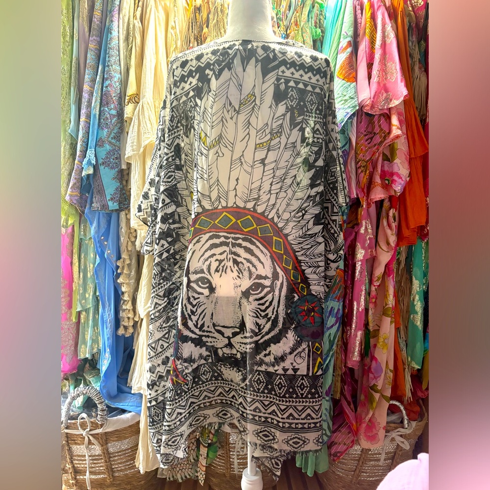 Aztec Tiger Robe - Picture 3 of 14